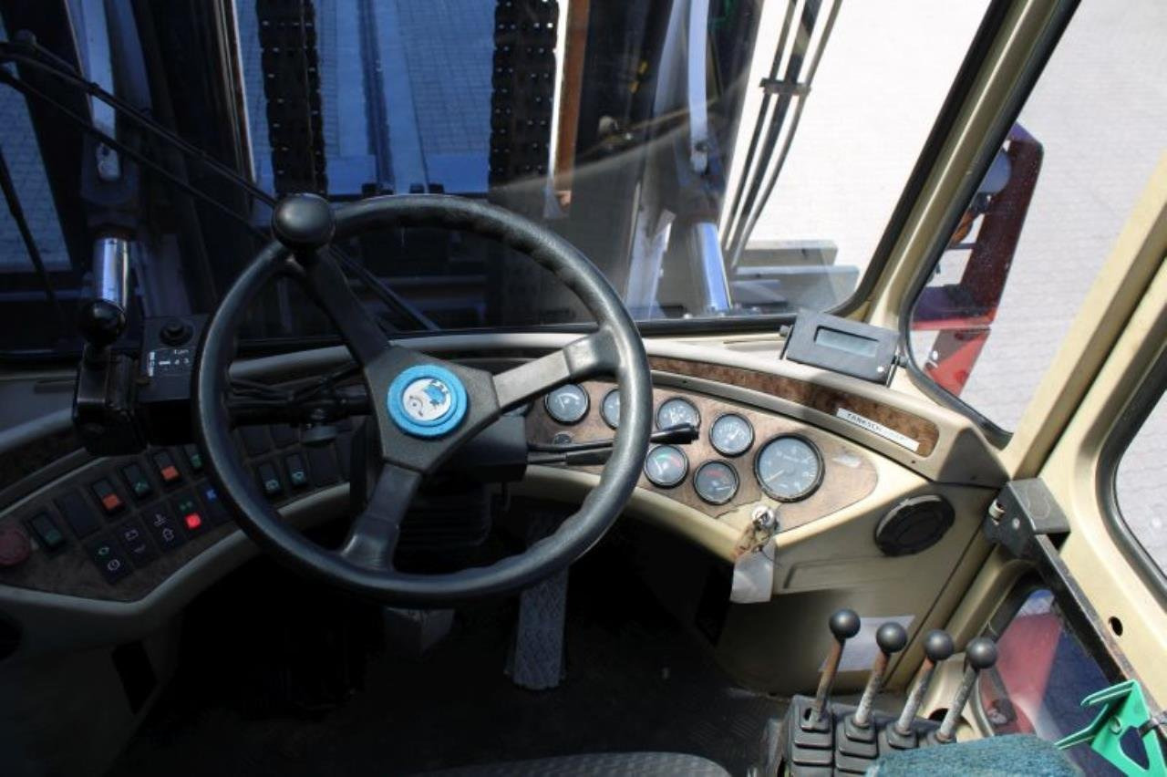 SveTruck 25120-42 - Πετρελαιοκίνητο περονοφόρο: φωτογραφία 4 SveTruck 25120-42 - Πετρελαιοκίνητο περονοφόρο: φωτογραφία 4