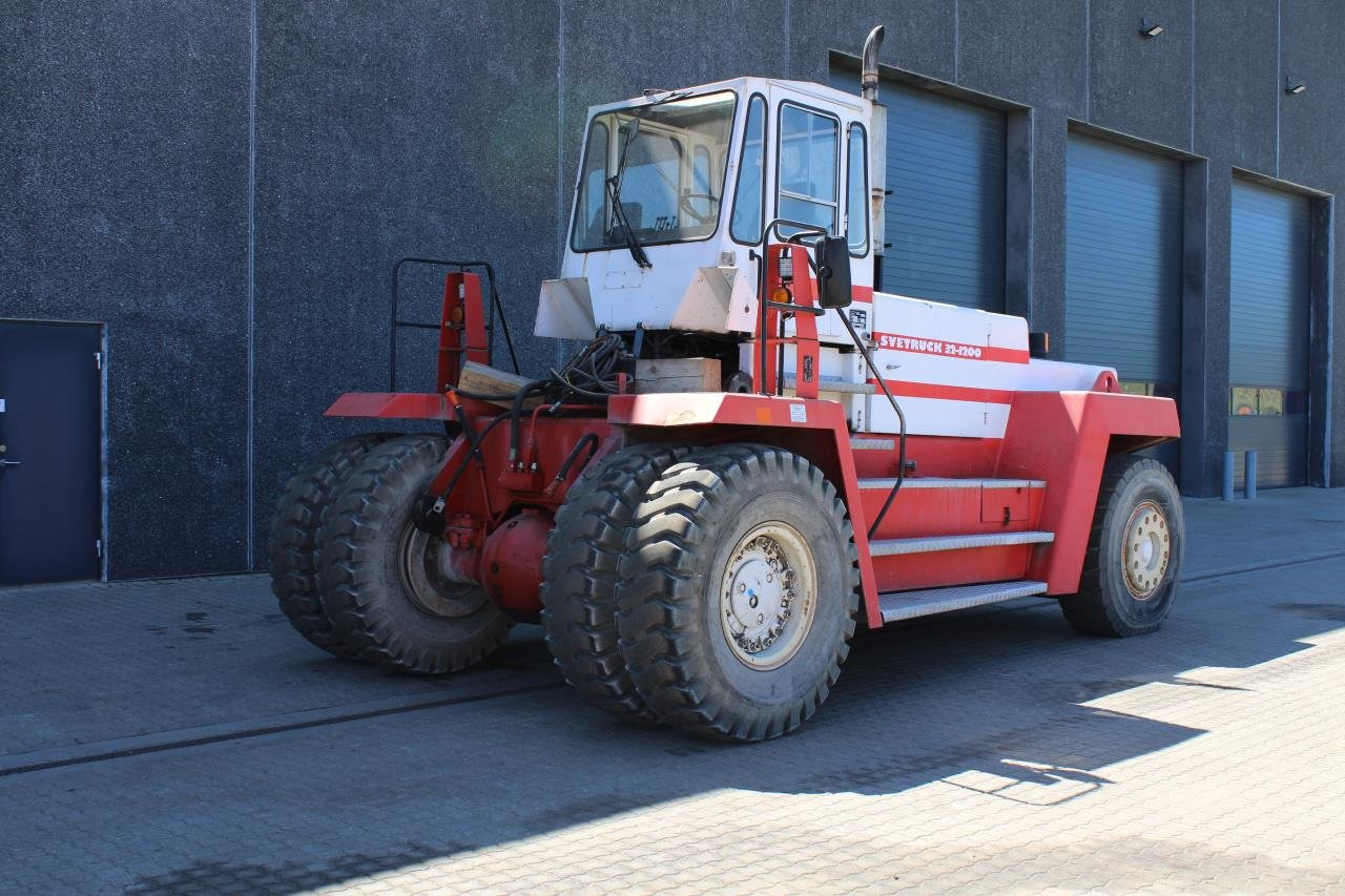 SveTruck 32120-47 - Πετρελαιοκίνητο περονοφόρο: φωτογραφία 2 SveTruck 32120-47 - Πετρελαιοκίνητο περονοφόρο: φωτογραφία 2