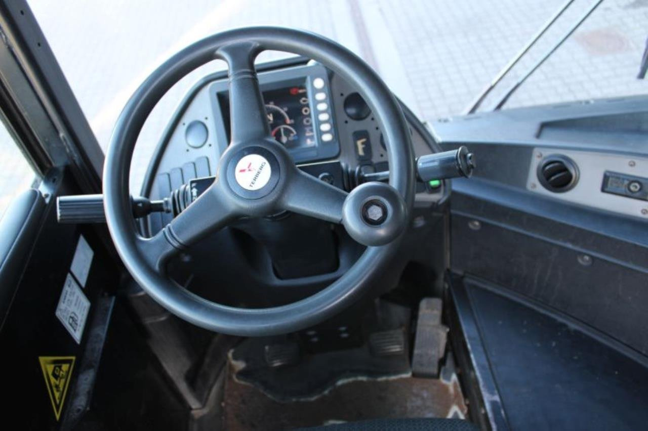 Terberg RT223 - Τράκτορες τελωνείων: φωτογραφία 4 Terberg RT223 - Τράκτορες τελωνείων: φωτογραφία 4