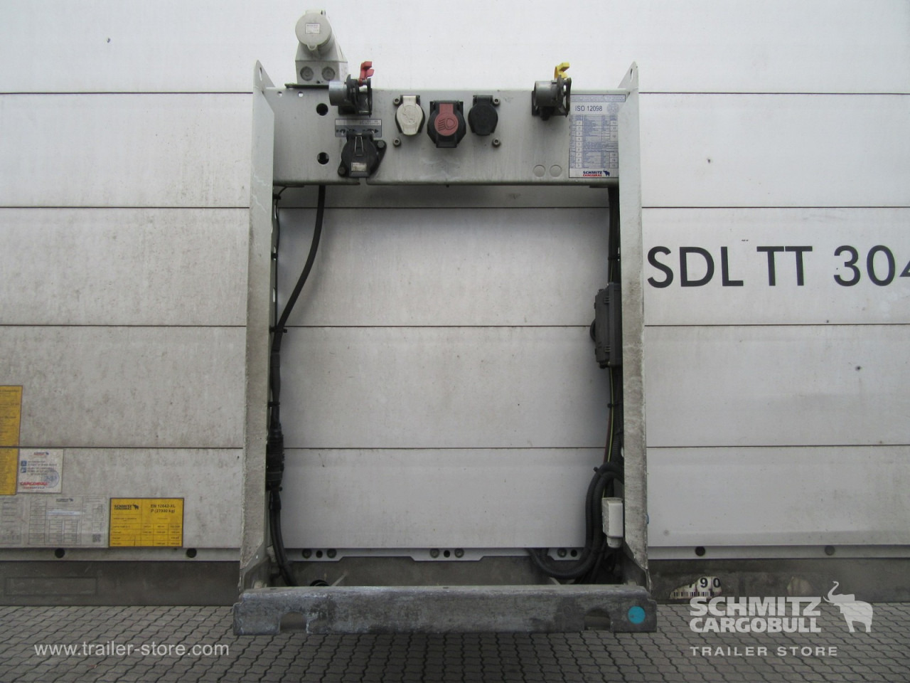 SCHMITZ Auflieger Trockenfrachtkoffer Standard Taillift - Επικαθήμενο κόφα: φωτογραφία 3 SCHMITZ Auflieger Trockenfrachtkoffer Standard Taillift - Επικαθήμενο κόφα: φωτογραφία 3