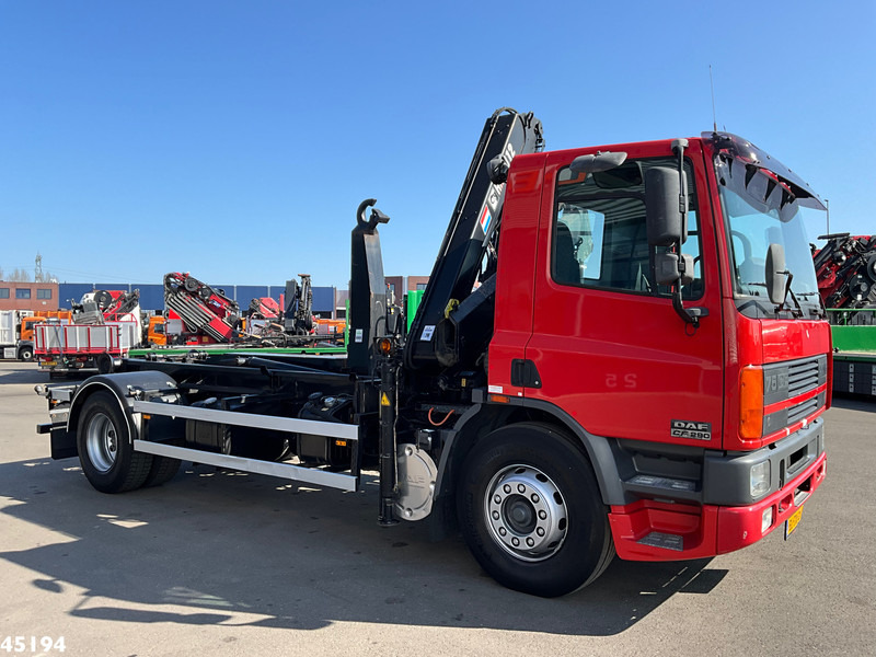 DAF FA 75.290 ATI Hiab 11 Tonmeter laadkraan Just 84.508 km! - Φορτηγό φόρτωσης γάντζου, Φορτηγό με γερανό: φωτογραφία 4 DAF FA 75.290 ATI Hiab 11 Tonmeter laadkraan Just 84.508 km! - Φορτηγό φόρτωσης γάντζου, Φορτηγό με γερανό: φωτογραφία 4