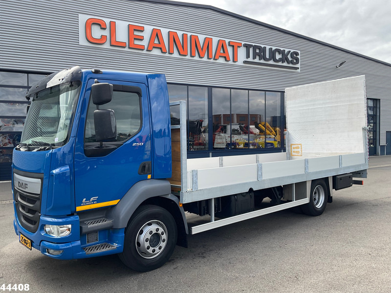 DAF FA LF 250 Euro 6 Autotransporter met laadklep - Φορτηγό αυτοκινητάμαξα: φωτογραφία 1 DAF FA LF 250 Euro 6 Autotransporter met laadklep - Φορτηγό αυτοκινητάμαξα: φωτογραφία 1