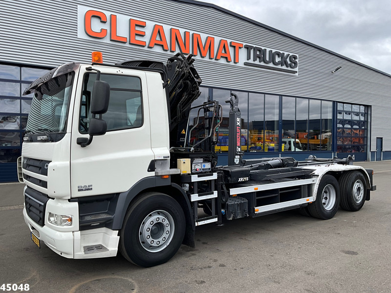 DAF FAN 85 CF 360 Euro 5 Hiab 12 Tonmeter laadkraan - Φορτηγό φόρτωσης γάντζου, Φορτηγό με γερανό: φωτογραφία 2 DAF FAN 85 CF 360 Euro 5 Hiab 12 Tonmeter laadkraan - Φορτηγό φόρτωσης γάντζου, Φορτηγό με γερανό: φωτογραφία 2