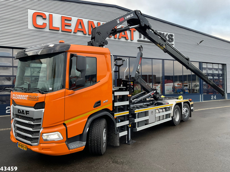 DAF FAN XD 450 Hiab 23 Tonmeter laadkraan - Φορτηγό φόρτωσης γάντζου, Φορτηγό με γερανό: φωτογραφία 1 DAF FAN XD 450 Hiab 23 Tonmeter laadkraan - Φορτηγό φόρτωσης γάντζου, Φορτηγό με γερανό: φωτογραφία 1