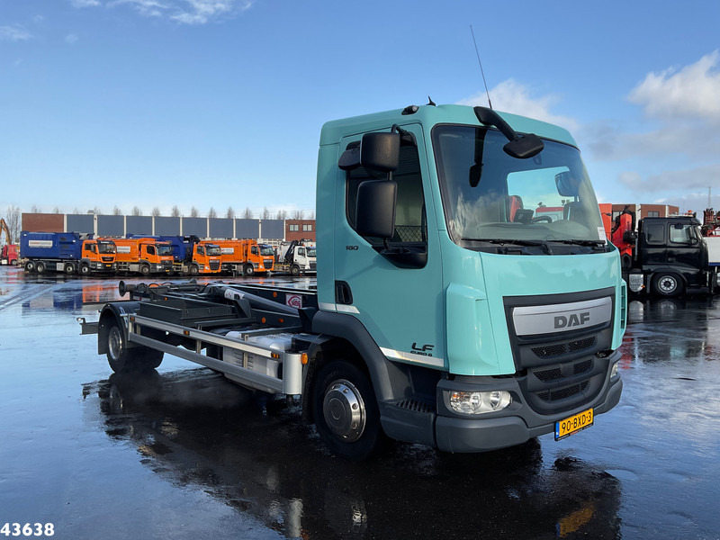 DAF LF 180 Euro 6 14 Ton haakarmsysteem Just 117.371 km! - Φορτηγό φόρτωσης γάντζου: φωτογραφία 5 DAF LF 180 Euro 6 14 Ton haakarmsysteem Just 117.371 km! - Φορτηγό φόρτωσης γάντζου: φωτογραφία 5