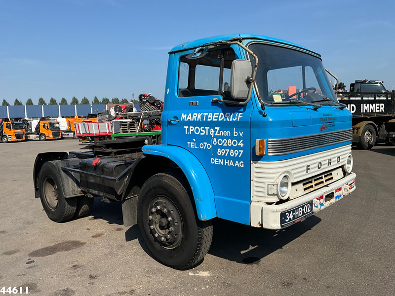 Ford DA 2817 - Τράκτορας: φωτογραφία 2 Ford DA 2817 - Τράκτορας: φωτογραφία 2