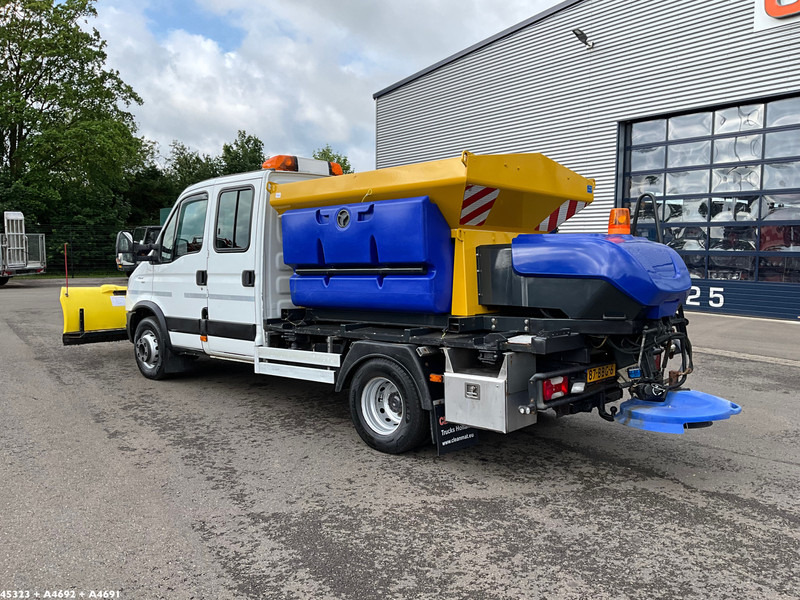 Iveco Daily 70C17 Nido zoutstrooier - Εκχιονιστικό μηχάνημα: φωτογραφία 2 Iveco Daily 70C17 Nido zoutstrooier - Εκχιονιστικό μηχάνημα: φωτογραφία 2