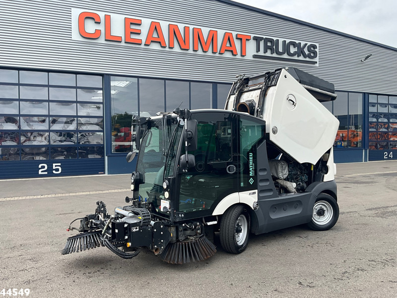 Mathieu MC 210 Azura Flex Euro 6 with 3-rd brush - Σάρωθρο δρόμων: φωτογραφία 1 Mathieu MC 210 Azura Flex Euro 6 with 3-rd brush - Σάρωθρο δρόμων: φωτογραφία 1