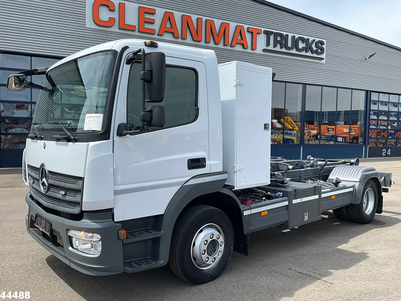 Mercedes-Benz Atego 1218 Euro 6 Manual 7 Ton haakarmsysteem - Φορτηγό φόρτωσης γάντζου: φωτογραφία 2 Mercedes-Benz Atego 1218 Euro 6 Manual 7 Ton haakarmsysteem - Φορτηγό φόρτωσης γάντζου: φωτογραφία 2