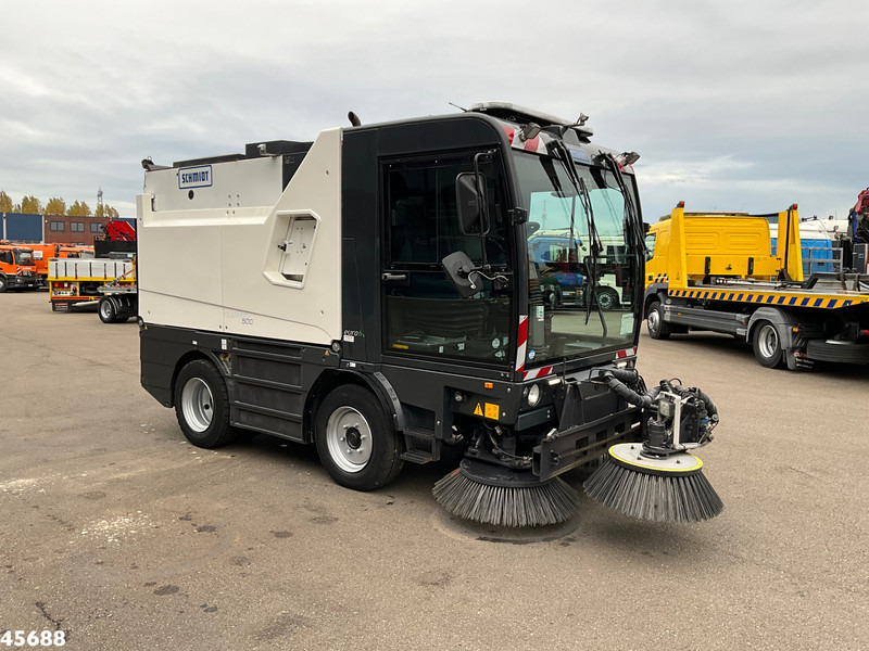 Schmidt Cleango Compact 500 Euro 6 with 3-rd brush Just 41.050 km! - Σάρωθρο δρόμων: φωτογραφία 4 Schmidt Cleango Compact 500 Euro 6 with 3-rd brush Just 41.050 km! - Σάρωθρο δρόμων: φωτογραφία 4