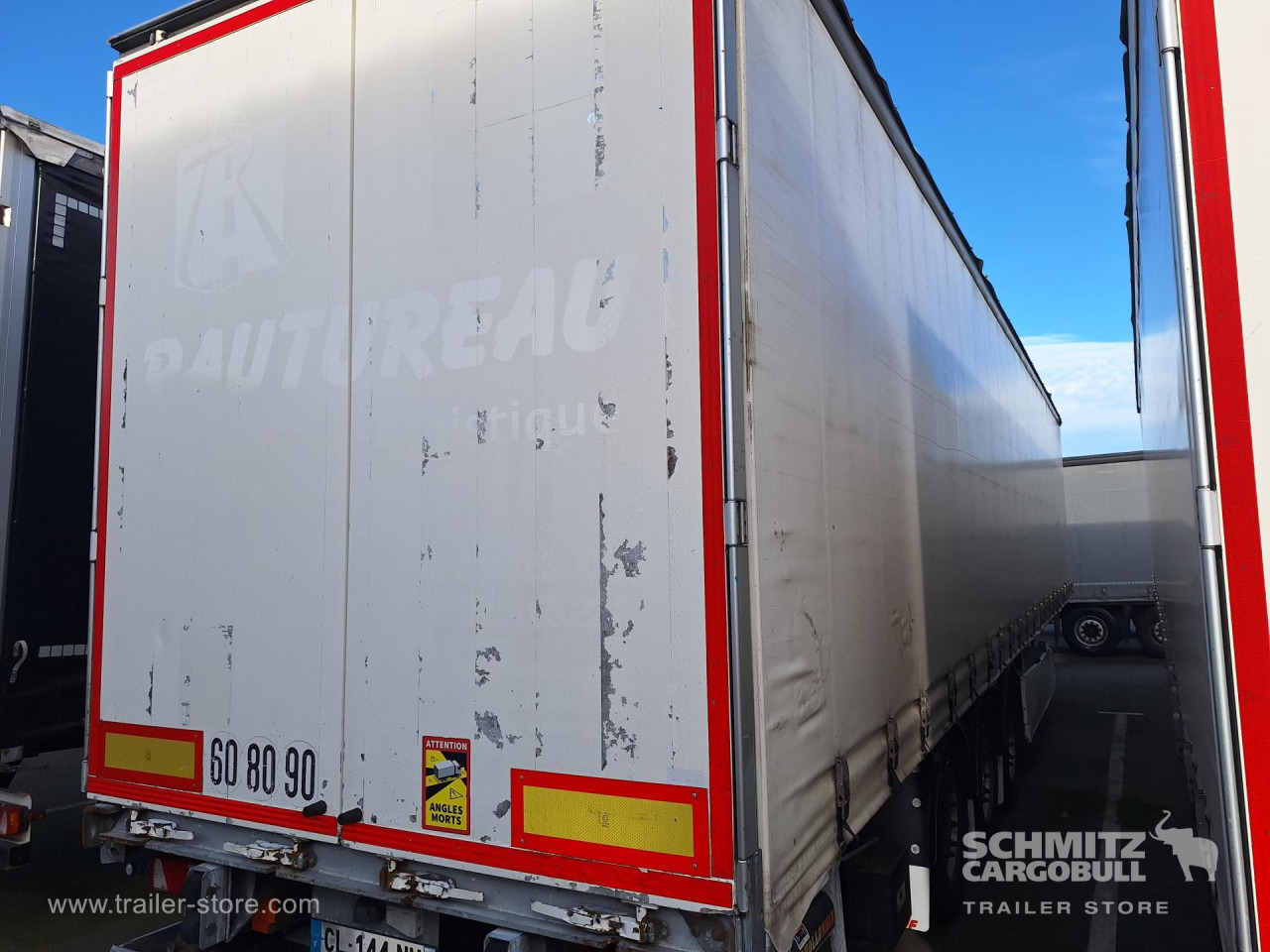 FRUEHAUF Curtainsider Standard Taillift - Επικαθήμενο κουρτίνα: φωτογραφία 1 FRUEHAUF Curtainsider Standard Taillift - Επικαθήμενο κουρτίνα: φωτογραφία 1