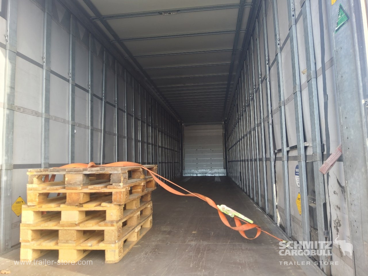 Επικαθήμενο κουρτίνα SCHMITZ Auflieger Curtainsider Mega: φωτογραφία 7 Επικαθήμενο κουρτίνα SCHMITZ Auflieger Curtainsider Mega: φωτογραφία 7