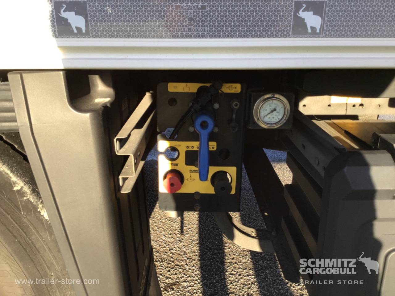 SCHMITZ Reefer Standard Double deck - Επικαθήμενο ισοθερμικό: φωτογραφία 3 SCHMITZ Reefer Standard Double deck - Επικαθήμενο ισοθερμικό: φωτογραφία 3