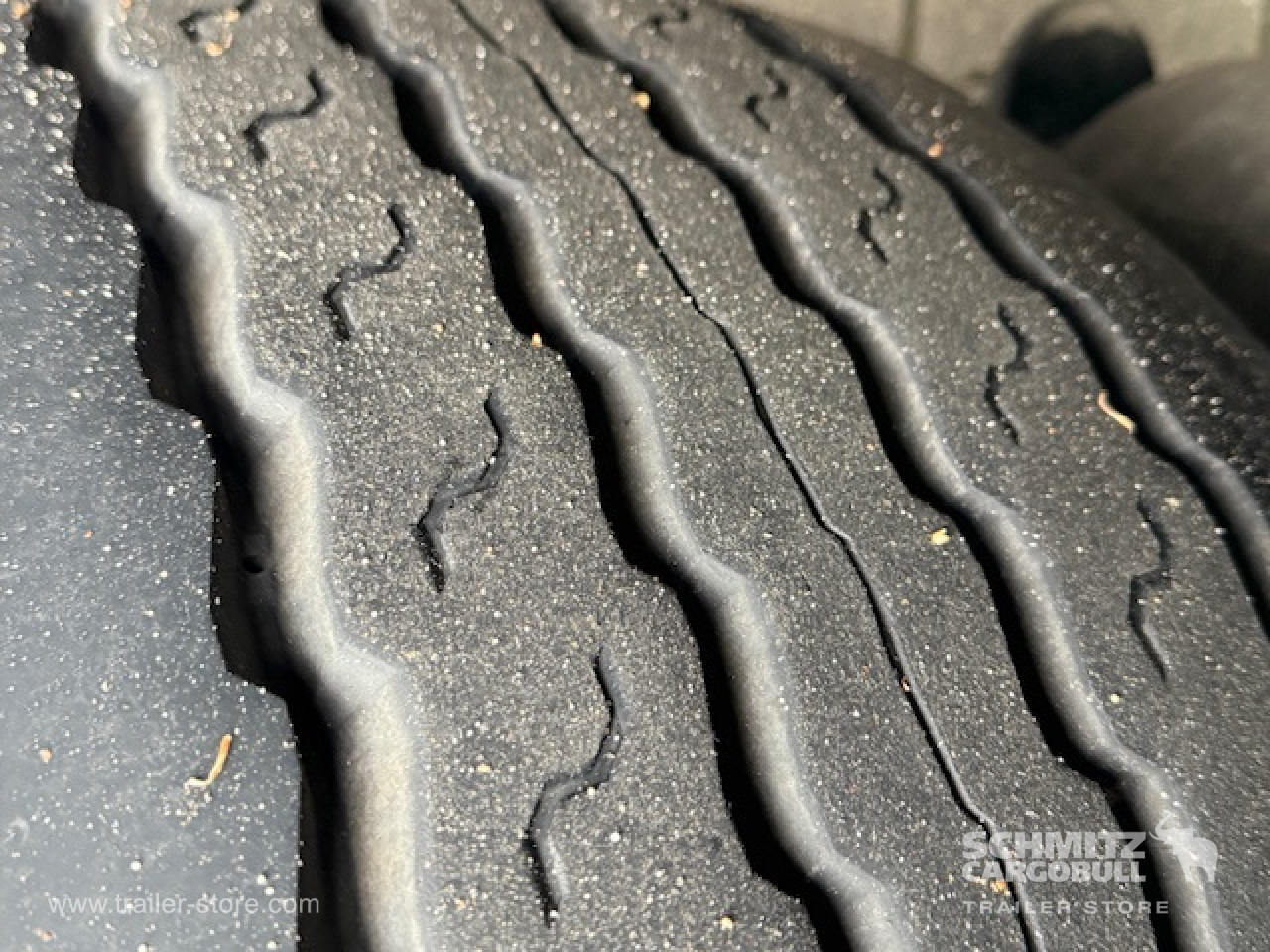 SCHMITZ Oplegger Kasten Standard - Επικαθήμενο κόφα: φωτογραφία 2 SCHMITZ Oplegger Kasten Standard - Επικαθήμενο κόφα: φωτογραφία 2