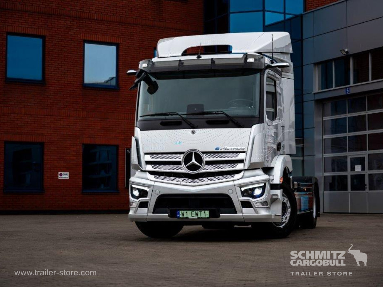 MERCEDES-BENZ Standard tractor unit - Τράκτορας: φωτογραφία 2 MERCEDES-BENZ Standard tractor unit - Τράκτορας: φωτογραφία 2
