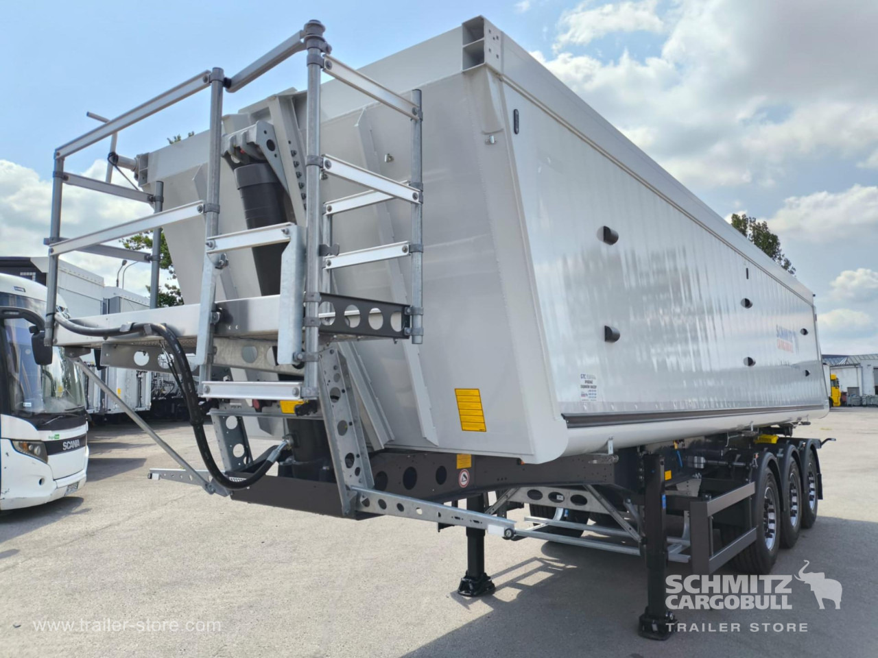 SCHMITZ Tipper alu-square sided body 33m³ - Επικαθήμενο ανατρεπόμενο: φωτογραφία 1 SCHMITZ Tipper alu-square sided body 33m³ - Επικαθήμενο ανατρεπόμενο: φωτογραφία 1