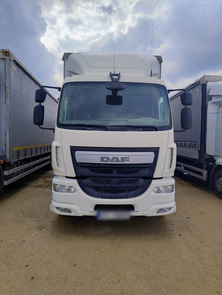 DAF LF 250 / Curtainsider 18 EPAL / sleeping cab - Φορτηγό μουσαμάς: φωτογραφία 2 DAF LF 250 / Curtainsider 18 EPAL / sleeping cab - Φορτηγό μουσαμάς: φωτογραφία 2