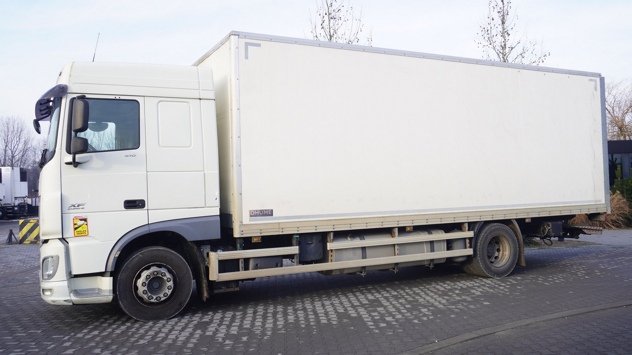 DAF XF 410 EURO 6 /410 HP / 20 EPAL / Dhollandia lift 1500 kg - Φορτηγό κόφα: φωτογραφία 3 DAF XF 410 EURO 6 /410 HP / 20 EPAL / Dhollandia lift 1500 kg - Φορτηγό κόφα: φωτογραφία 3