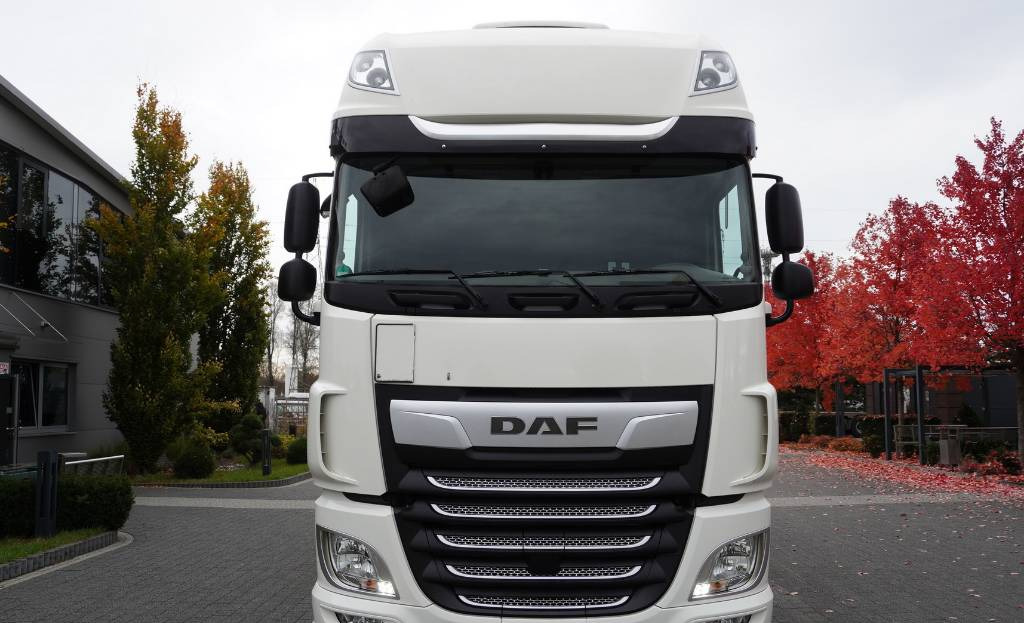 DAF XF 450 6×2 E6 / Refrigerator Lacapitaine / ATP/FRC to 2027 / 18 pallets - Φορτηγό ψυγείο: φωτογραφία 2 DAF XF 450 6×2 E6 / Refrigerator Lacapitaine / ATP/FRC to 2027 / 18 pallets - Φορτηγό ψυγείο: φωτογραφία 2