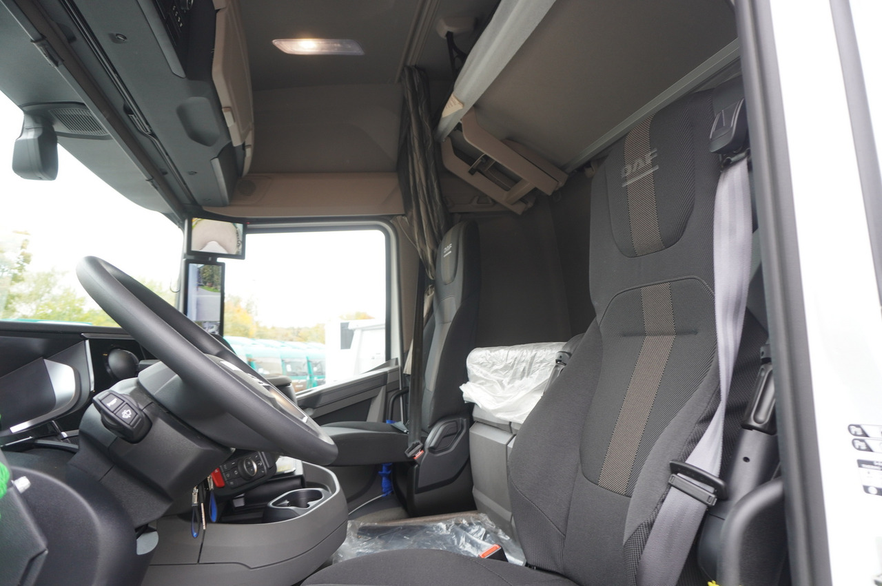 DAF XF 450 6x2 NEW / 2025 / NEW Lamberet 18 EPAL Refrigerator / Carrier Supra 850 / No mileage - Φορτηγό ψυγείο: φωτογραφία 3 DAF XF 450 6x2 NEW / 2025 / NEW Lamberet 18 EPAL Refrigerator / Carrier Supra 850 / No mileage - Φορτηγό ψυγείο: φωτογραφία 3