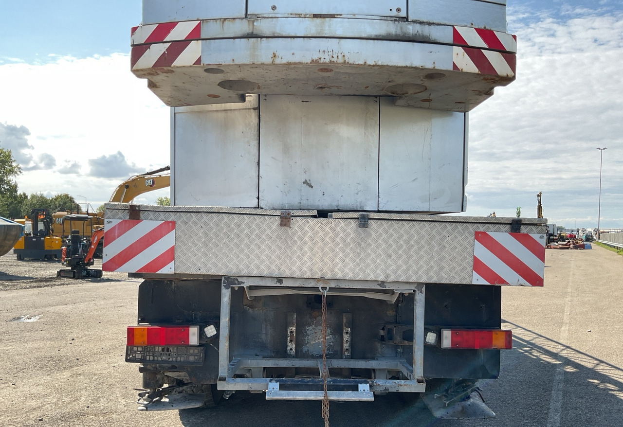 FAUN ATF65G-4 all terrain crane / 65 t cap. / 44 m reach - Γερανός παντός εδάφους: φωτογραφία 3 FAUN ATF65G-4 all terrain crane / 65 t cap. / 44 m reach - Γερανός παντός εδάφους: φωτογραφία 3