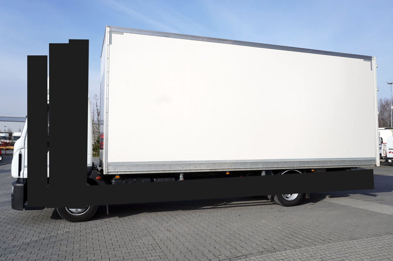 Giraudon 120.190 - Κλειστά aμάξωμα: φωτογραφία 2 Giraudon 120.190 - Κλειστά aμάξωμα: φωτογραφία 2