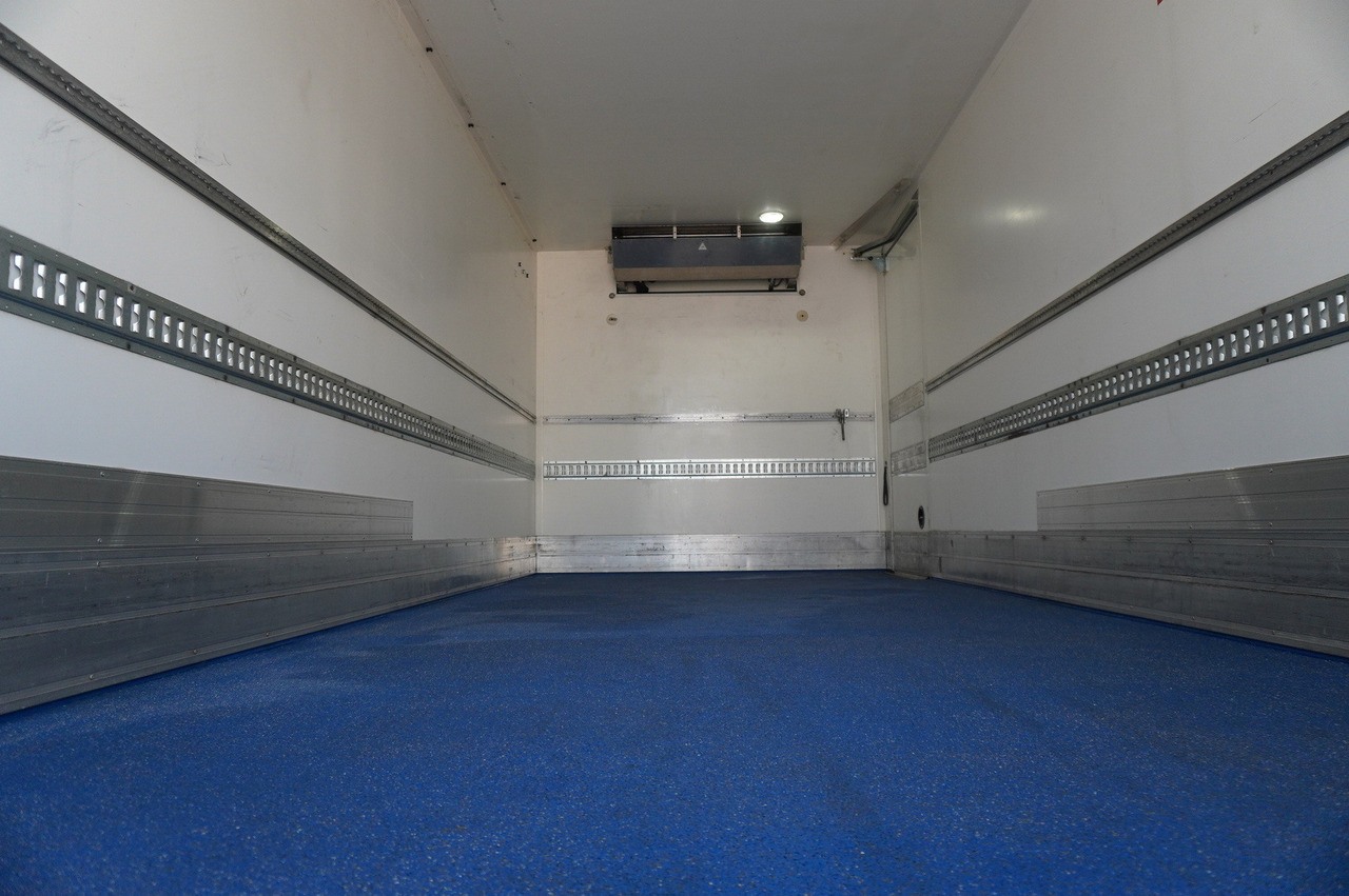 IVECO Eurocargo 100-190 4x2 E6 / Refrigerator / Dhollandia 1.5 T - Φορτηγό ψυγείο: φωτογραφία 5 IVECO Eurocargo 100-190 4x2 E6 / Refrigerator / Dhollandia 1.5 T - Φορτηγό ψυγείο: φωτογραφία 5