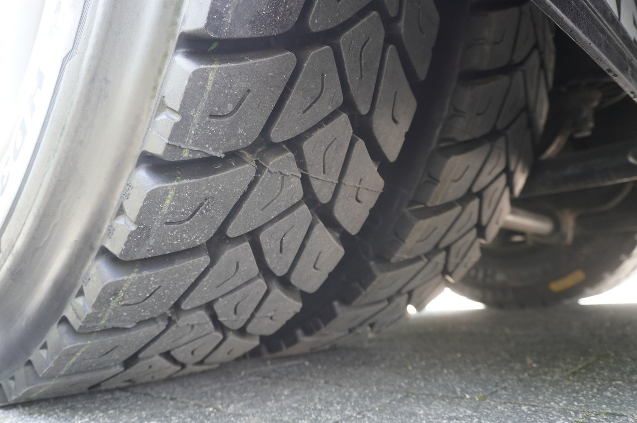 Φορτηγό με γερανό MAN TGS 26.360 Flatbed / Fassi F175 7.7 T / steered 3rd axle: φωτογραφία 14 Φορτηγό με γερανό MAN TGS 26.360 Flatbed / Fassi F175 7.7 T / steered 3rd axle: φωτογραφία 14