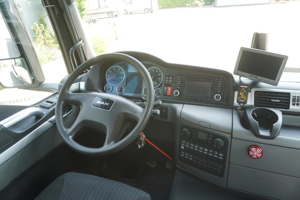 Φορτηγό με γερανό MAN TGS 26.360 Flatbed / Fassi F175 7.7 T / steered 3rd axle: φωτογραφία 24 Φορτηγό με γερανό MAN TGS 26.360 Flatbed / Fassi F175 7.7 T / steered 3rd axle: φωτογραφία 24