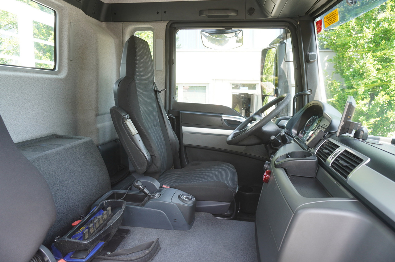 Φορτηγό με γερανό MAN TGS 26.360 Flatbed / Fassi F175 7.7 T / steered 3rd axle: φωτογραφία 27 Φορτηγό με γερανό MAN TGS 26.360 Flatbed / Fassi F175 7.7 T / steered 3rd axle: φωτογραφία 27