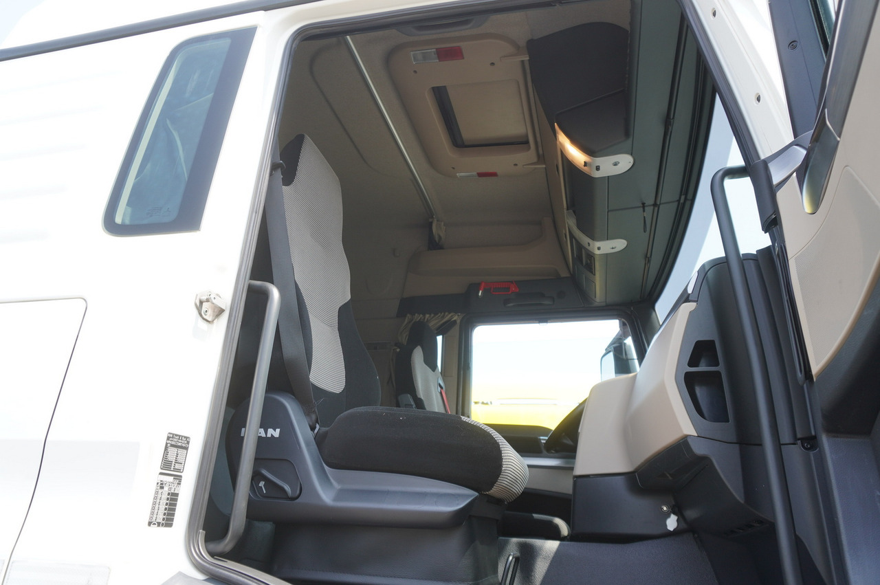 Φορτηγό σασί MAN TGS 35.420 8×2 / Chassis 6.4 m / 3 steered axles: φωτογραφία 16 Φορτηγό σασί MAN TGS 35.420 8×2 / Chassis 6.4 m / 3 steered axles: φωτογραφία 16