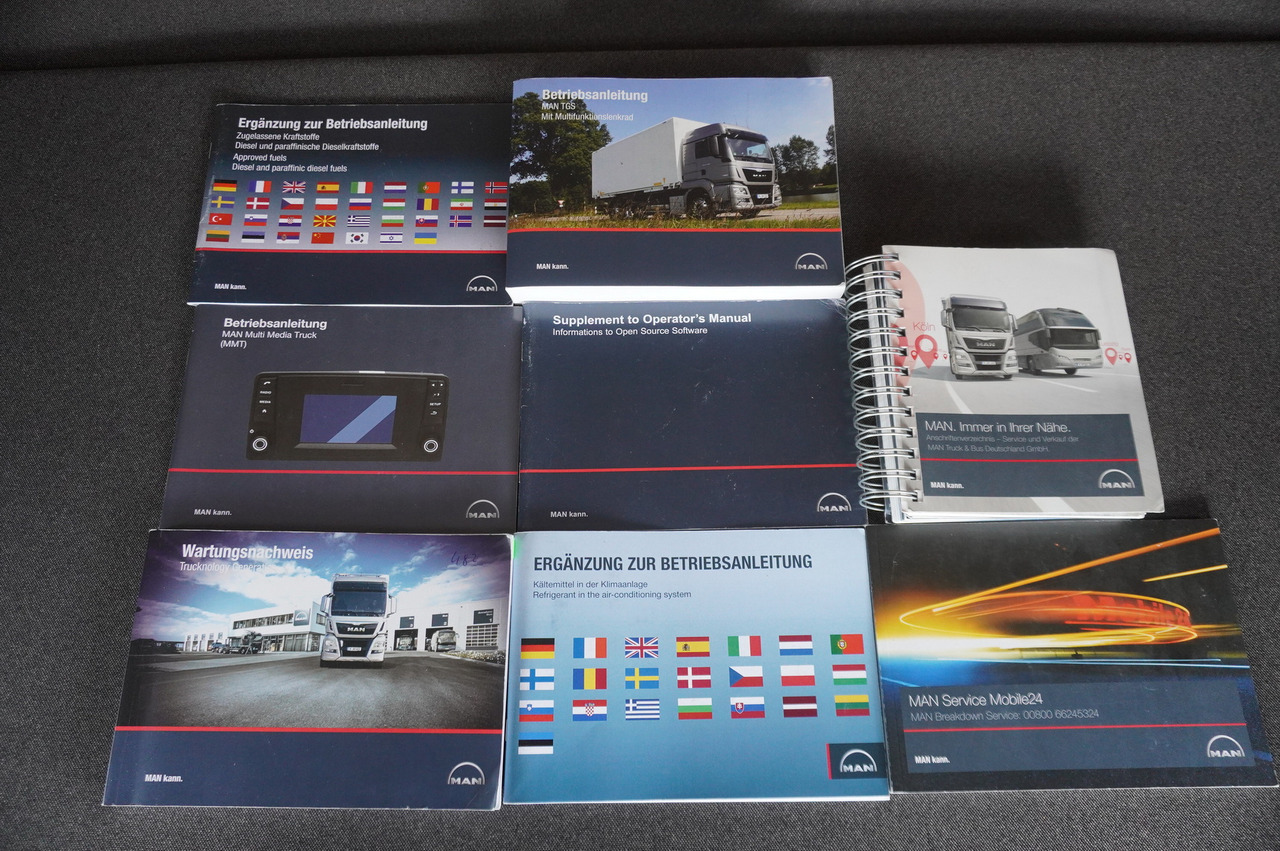 Φορτηγό σασί MAN TGS 35.420 8×2 / Chassis 6.4 m / 3 steered axles: φωτογραφία 17 Φορτηγό σασί MAN TGS 35.420 8×2 / Chassis 6.4 m / 3 steered axles: φωτογραφία 17