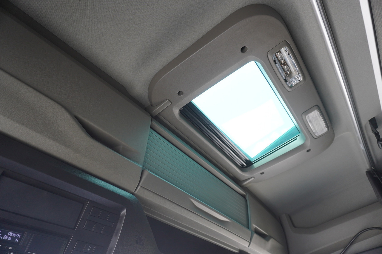 Φορτηγό μουσαμάς MAN TGX 18.470 / 2022 / Curtainsider 19 EPAL / Retarder / 15 units: φωτογραφία 26 Φορτηγό μουσαμάς MAN TGX 18.470 / 2022 / Curtainsider 19 EPAL / Retarder / 15 units: φωτογραφία 26