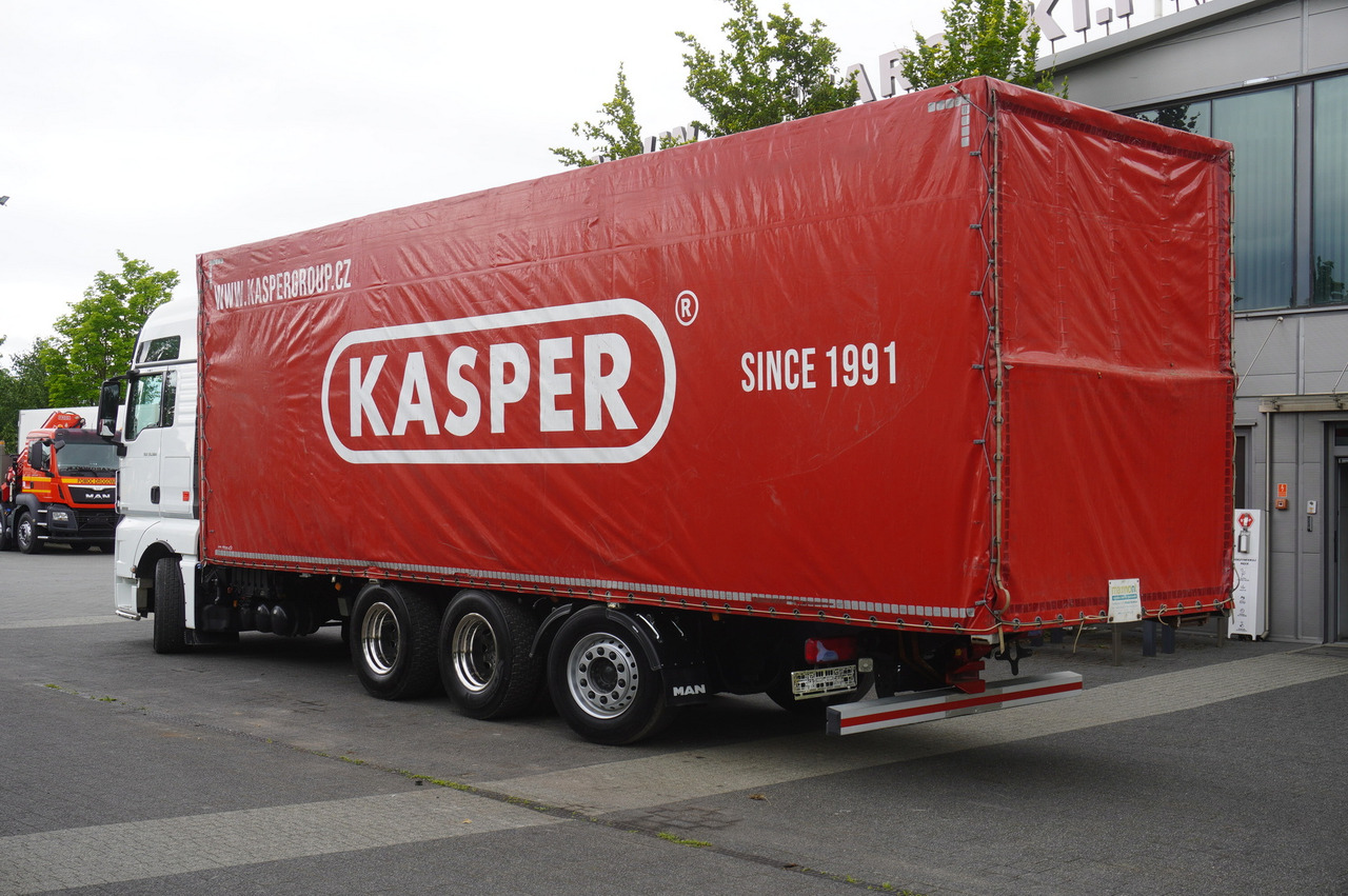 MAN TGX 35.580 E6 8x4 /4 / 23 EPAL tarp superstructure / 4th axle steered - Φορτηγό μουσαμάς: φωτογραφία 3 MAN TGX 35.580 E6 8x4 /4 / 23 EPAL tarp superstructure / 4th axle steered - Φορτηγό μουσαμάς: φωτογραφία 3