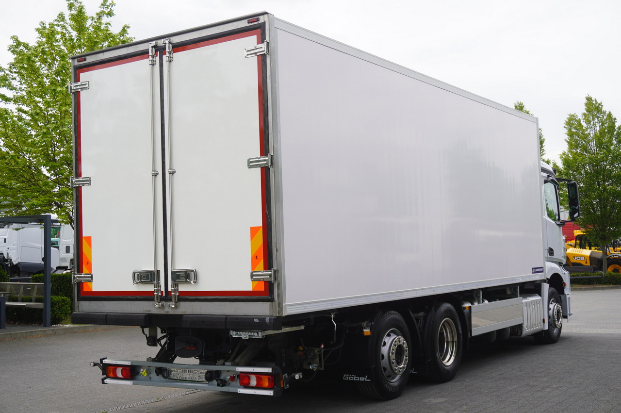 MERCEDES-BENZ 2543 / NEW Lamberet refrigerator/ 160 tho. km / steered 3rd axle - Φορτηγό ψυγείο: φωτογραφία 4 MERCEDES-BENZ 2543 / NEW Lamberet refrigerator/ 160 tho. km / steered 3rd axle - Φορτηγό ψυγείο: φωτογραφία 4
