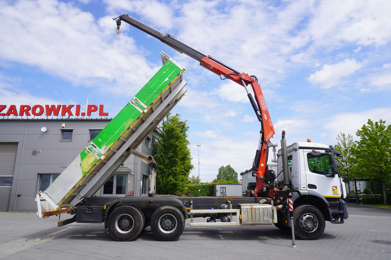 MERCEDES-BENZ AROCS 2633 6x4 / 5.5 T crane FASSI F135 / Tipper 15 EPAL - Φορτηγό με γερανό: φωτογραφία 4 MERCEDES-BENZ AROCS 2633 6x4 / 5.5 T crane FASSI F135 / Tipper 15 EPAL - Φορτηγό με γερανό: φωτογραφία 4