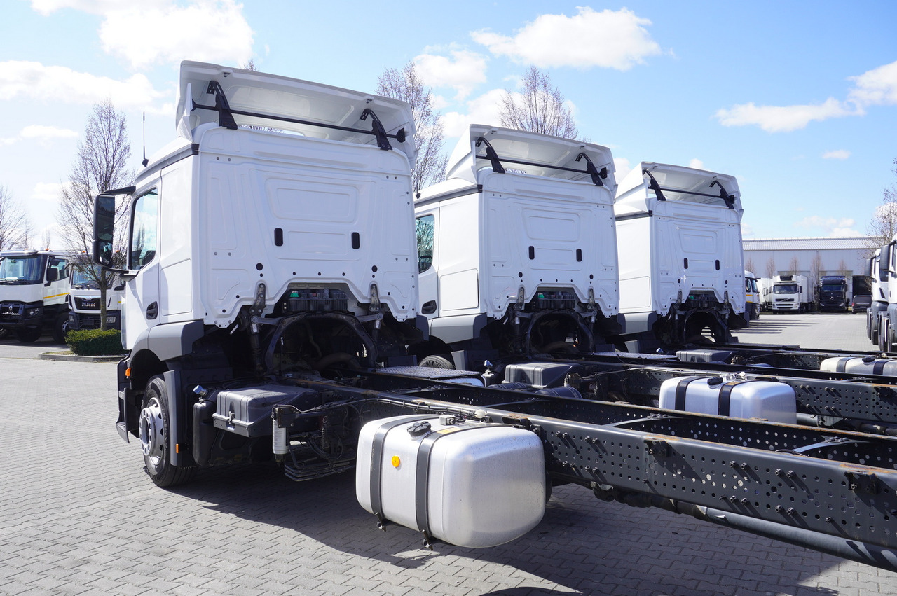 MERCEDES-BENZ Actros 1824 / 9.1 m chassis / sleeping cabin - Φορτηγό σασί: φωτογραφία 4 MERCEDES-BENZ Actros 1824 / 9.1 m chassis / sleeping cabin - Φορτηγό σασί: φωτογραφία 4