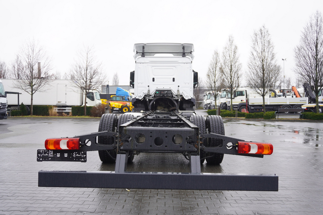 MERCEDES-BENZ Actros 1824 / 9.1 m chassis / sleeping cabin - Φορτηγό σασί: φωτογραφία 4 MERCEDES-BENZ Actros 1824 / 9.1 m chassis / sleeping cabin - Φορτηγό σασί: φωτογραφία 4