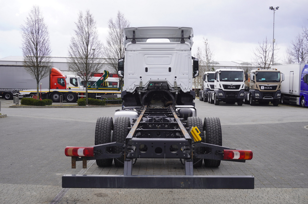 MERCEDES-BENZ Actros 1824 / 9.1 m chassis / sleeping cabin - Φορτηγό σασί: φωτογραφία 4 MERCEDES-BENZ Actros 1824 / 9.1 m chassis / sleeping cabin - Φορτηγό σασί: φωτογραφία 4
