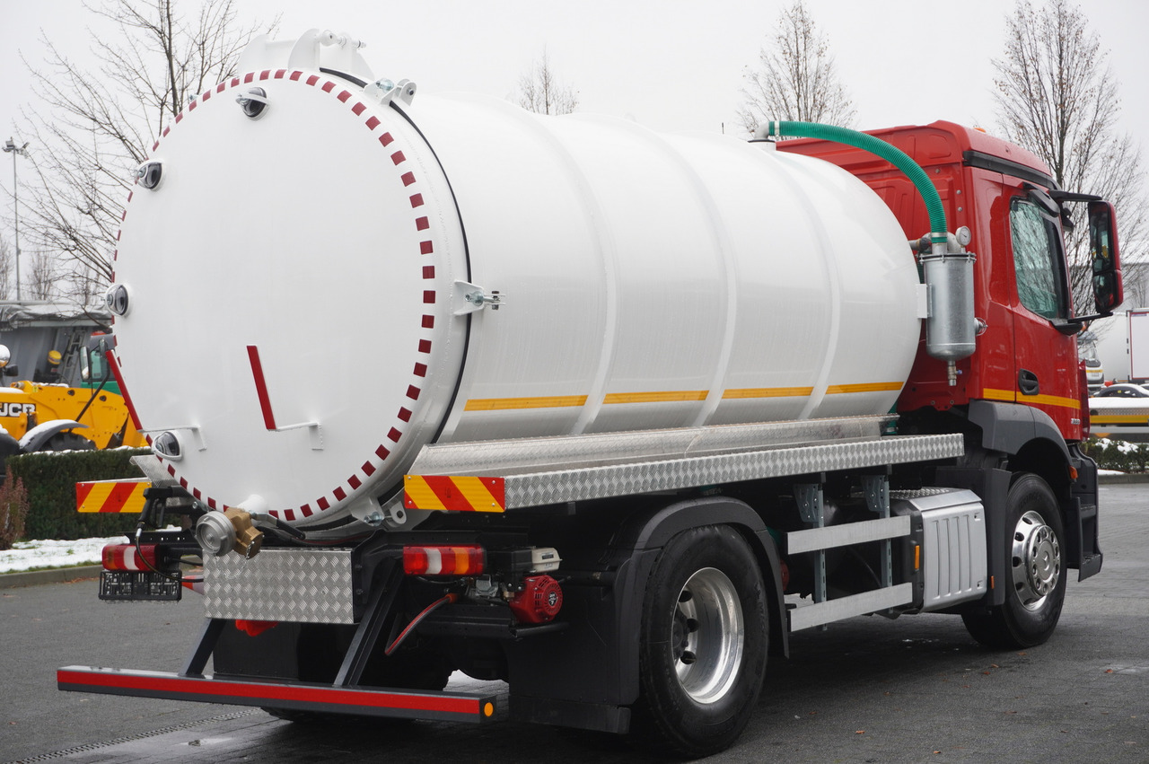 MERCEDES-BENZ Actros 1833 / 260 tho. km / NEW septic tank 11000 l - Φορτηγό βυτιοφόρο: φωτογραφία 5 MERCEDES-BENZ Actros 1833 / 260 tho. km / NEW septic tank 11000 l - Φορτηγό βυτιοφόρο: φωτογραφία 5