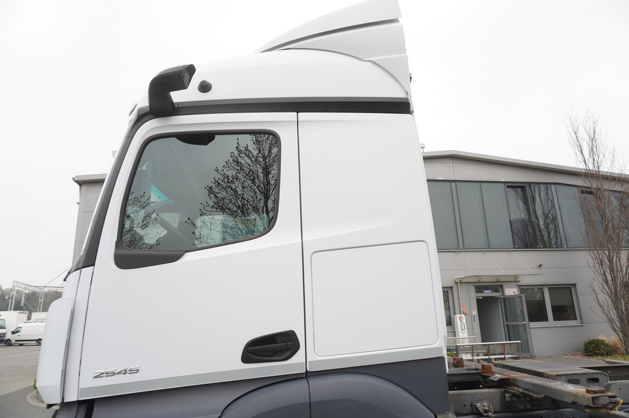 Φορτηγό μεταφοράς εμπορευματοκιβωτίων/ Κινητό αμάξωμα MERCEDES-BENZ Actros 2545 6×2 MP5 / ADR / several units: φωτογραφία 14