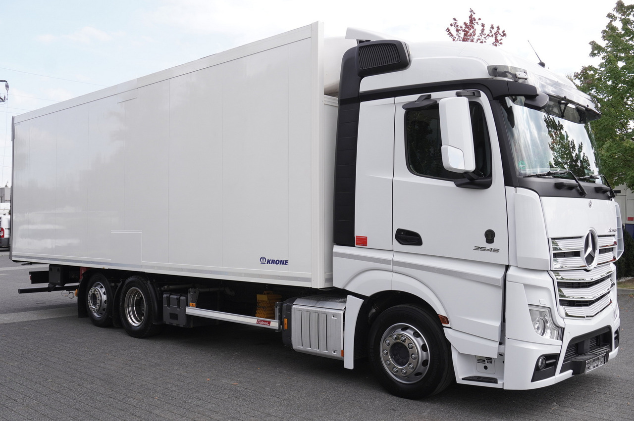 MERCEDES-BENZ Actros 2545 MP5 6×2 E6 / KRONE REFRIGERATOR 40 pallets Bitemperature Doppelstock / high 2.7m - Φορτηγό ψυγείο: φωτογραφία 2 MERCEDES-BENZ Actros 2545 MP5 6×2 E6 / KRONE REFRIGERATOR 40 pallets Bitemperature Doppelstock / high 2.7m - Φορτηγό ψυγείο: φωτογραφία 2