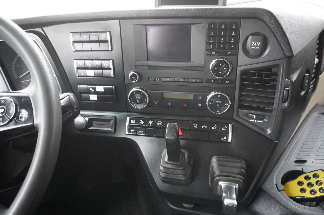 Φορτηγό ανατρεπόμενο MERCEDES-BENZ Actros 3563 8x4 / Tipper for grain 20 t load capacity: φωτογραφία 28