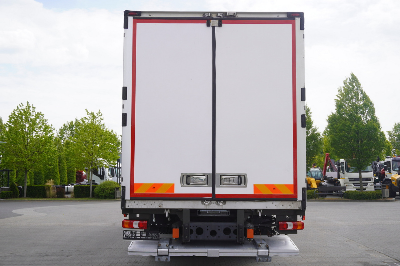 MERCEDES-BENZ Antos 1830 / Lamberet refrigerator superstructure 22 EPAL / Dhollandia lift 2000 kg - Φορτηγό ψυγείο: φωτογραφία 5 MERCEDES-BENZ Antos 1830 / Lamberet refrigerator superstructure 22 EPAL / Dhollandia lift 2000 kg - Φορτηγό ψυγείο: φωτογραφία 5