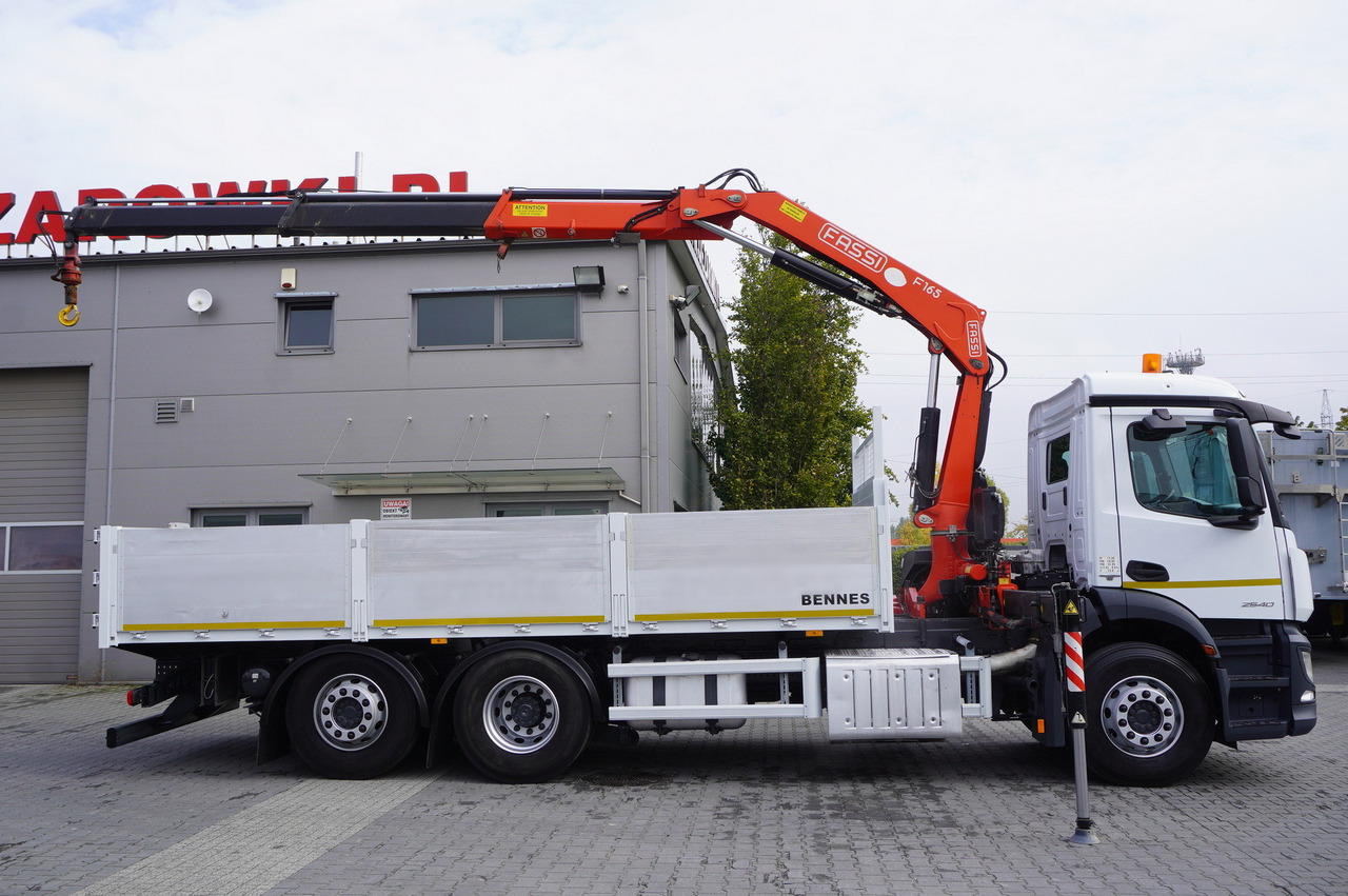 MERCEDES-BENZ Antos 2540 / Flatbed 15 EPAL / Fassi F165 / 6.1 t / 8 m reach / remote control / rotator / 1600 MTH / steered axle - Φορτηγό με ανοιχτή καρότσα, Φορτηγό με γερανό: φωτογραφία 2 MERCEDES-BENZ Antos 2540 / Flatbed 15 EPAL / Fassi F165 / 6.1 t / 8 m reach / remote control / rotator / 1600 MTH / steered axle - Φορτηγό με ανοιχτή καρότσα, Φορτηγό με γερανό: φωτογραφία 2