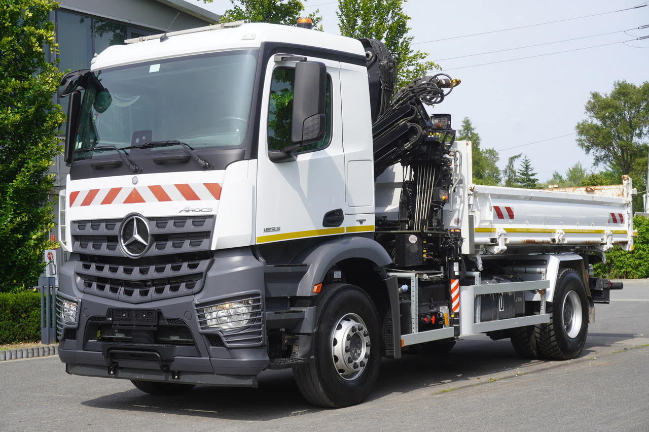 MERCEDES-BENZ Arocs 1833 / 87,000 km!!! / Hds HIAB X-DUO 128 B-2 / three-sided tipper - Φορτηγό ανατρεπόμενο, Φορτηγό με γερανό: φωτογραφία 3 MERCEDES-BENZ Arocs 1833 / 87,000 km!!! / Hds HIAB X-DUO 128 B-2 / three-sided tipper - Φορτηγό ανατρεπόμενο, Φορτηγό με γερανό: φωτογραφία 3