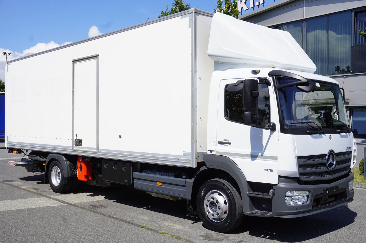 MERCEDES-BENZ Atego 1318 E6 / 20 pallet container / lift / 90 thousand km !!! - Φορτηγό κόφα: φωτογραφία 1 MERCEDES-BENZ Atego 1318 E6 / 20 pallet container / lift / 90 thousand km !!! - Φορτηγό κόφα: φωτογραφία 1