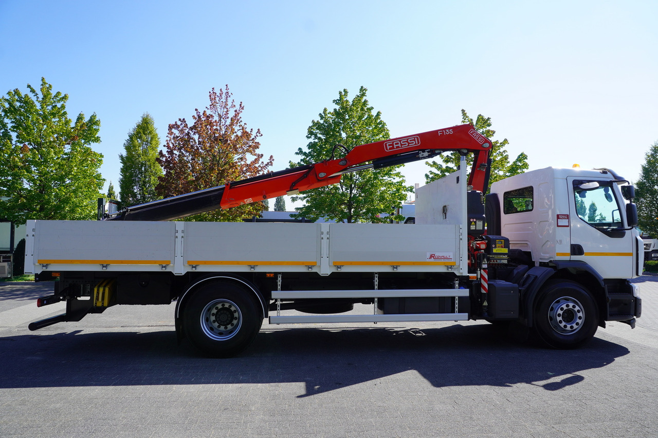 RENAULT C280 DTI 8 / FASSI crane 5.6 T / range 8 m / Flatbed 15 EPAL - Φορτηγό με γερανό: φωτογραφία 2 RENAULT C280 DTI 8 / FASSI crane 5.6 T / range 8 m / Flatbed 15 EPAL - Φορτηγό με γερανό: φωτογραφία 2