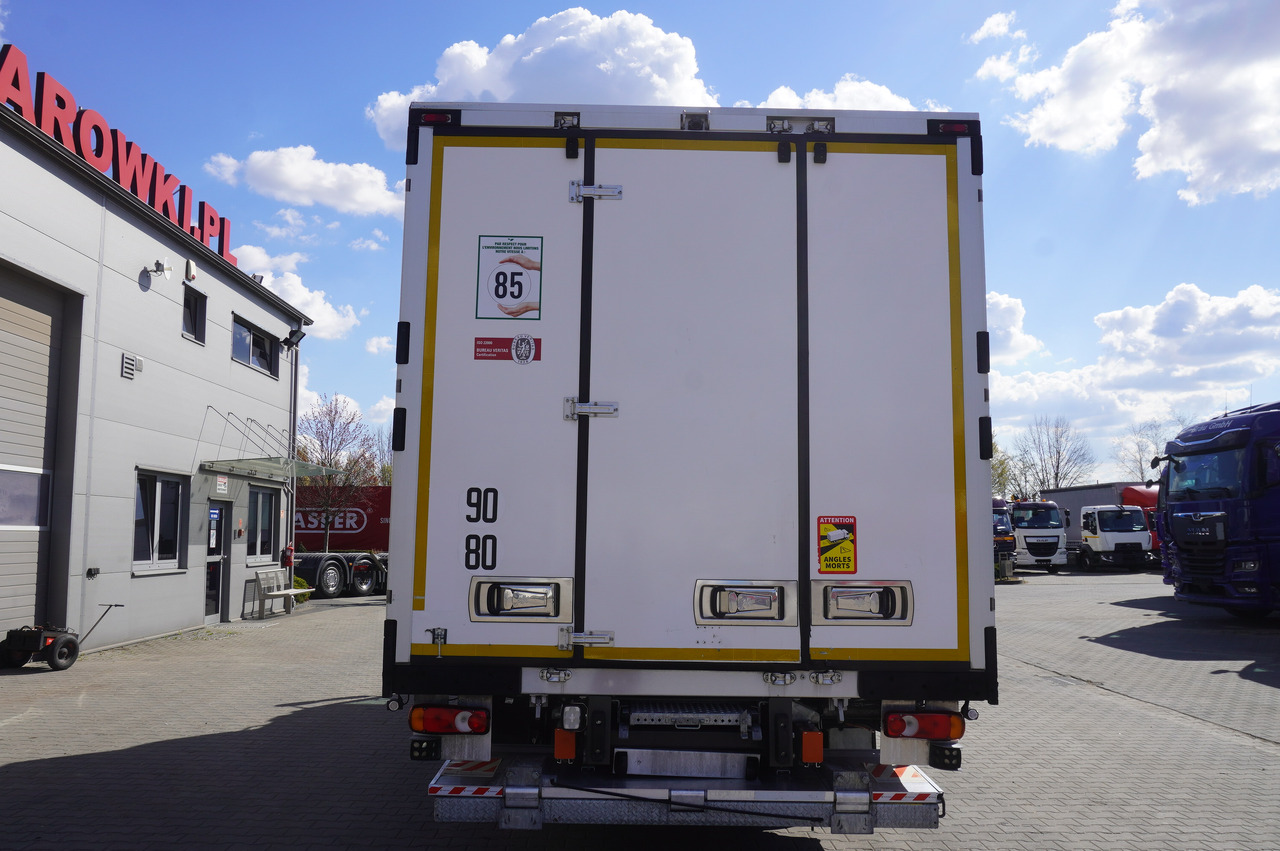 RENAULT D12 / Lamberet refrigerated truck / Dhollandia tail lift 1500 kg / 130 thousand km !! - Φορτηγό ψυγείο: φωτογραφία 4 RENAULT D12 / Lamberet refrigerated truck / Dhollandia tail lift 1500 kg / 130 thousand km !! - Φορτηγό ψυγείο: φωτογραφία 4
