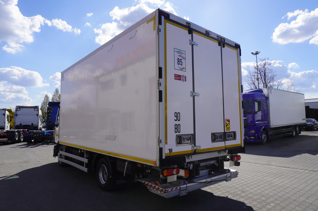 RENAULT D12 / Lamberet refrigerated truck / Dhollandia tail lift 1500 kg / 130 thousand km !! - Φορτηγό ψυγείο: φωτογραφία 5 RENAULT D12 / Lamberet refrigerated truck / Dhollandia tail lift 1500 kg / 130 thousand km !! - Φορτηγό ψυγείο: φωτογραφία 5